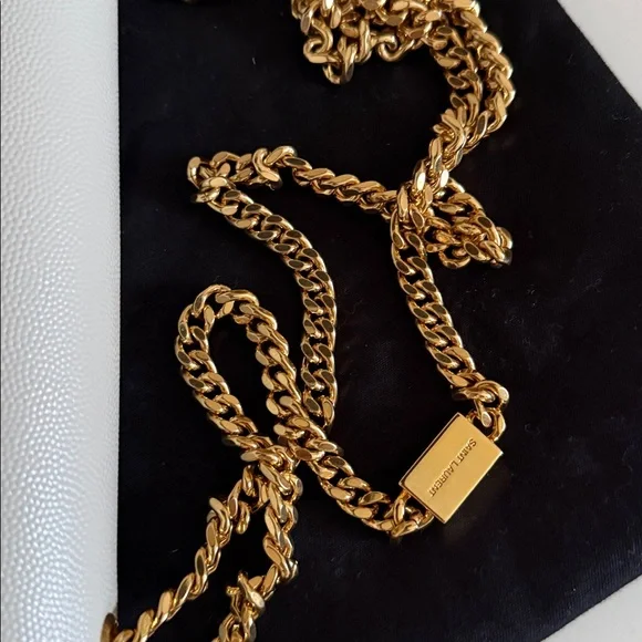 YSL WHITE KATE MEDIUM IN GRAIN DE POUDRE EMBOSSED LEATHER - Picture 7 of 9